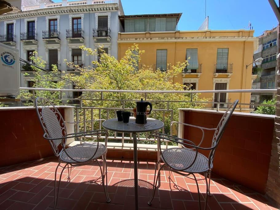 Piso En El Centro De Granada. Parking Opcional Exterior foto